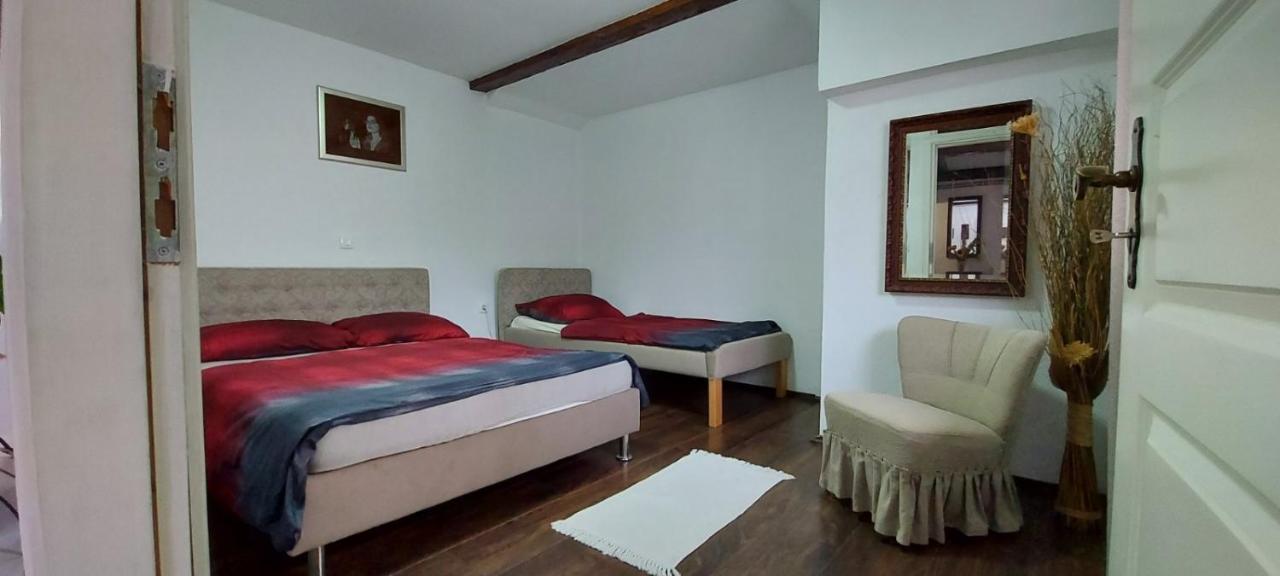 Apartments Jurasic Ogulin Ngoại thất bức ảnh